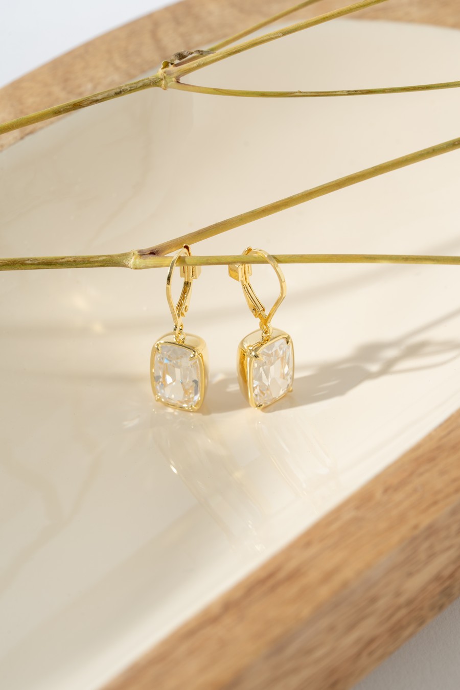 Product image from our instagram feed:  instagram.com/ellejewelry